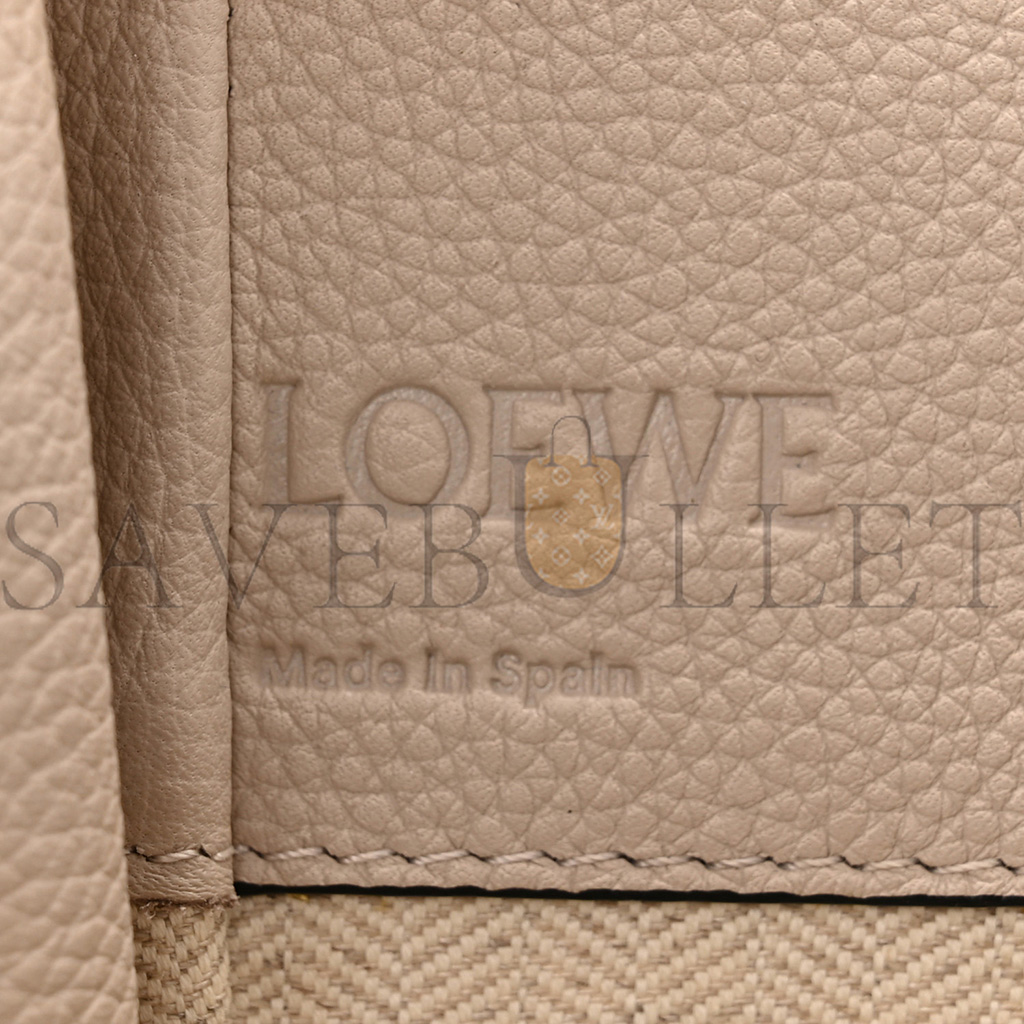 LOEWE GRAINED CALFSKIN SMALL HAMMOCK SHOULDER BAG SAND (30*25*13.5cm) LOEWE GRAINED CALFSKIN SMALL HAMMOCK SHOULDER BAG SAND (30*25*13.5cm)