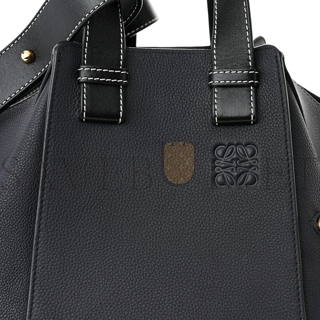 LOEWE CALFSKIN MEDIUM HAMMOCK SHOULDER BAG BLACK (33*31*17cm) LOEWE CALFSKIN MEDIUM HAMMOCK SHOULDER BAG BLACK (33*31*17cm)